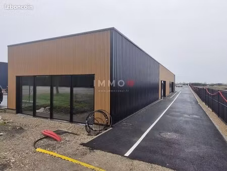 local commercial ferrières