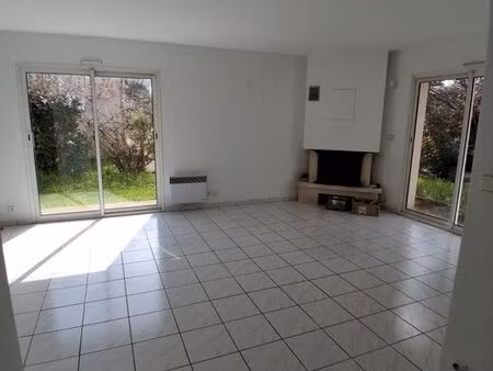 maison familiale pessac magonty