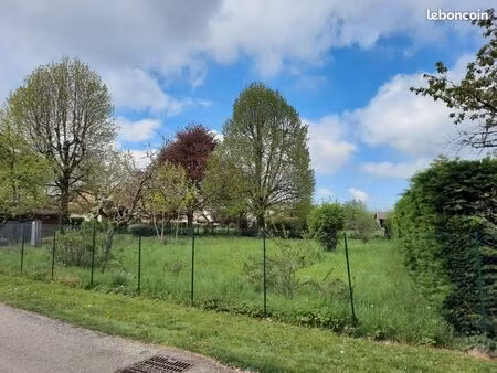 vente terrain 900 m2