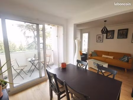 location appartement 3 chambres + 1 bureau