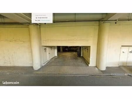 parking sécurisé – 100 m rer a cergy préfecture