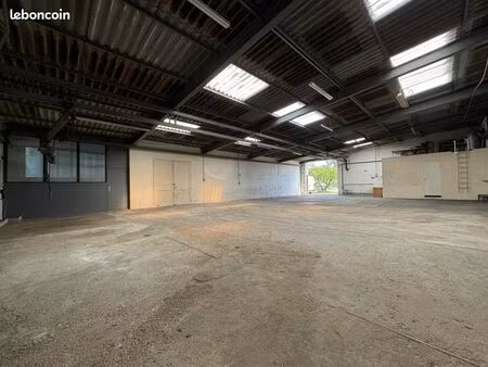 local 275 m² bouliac