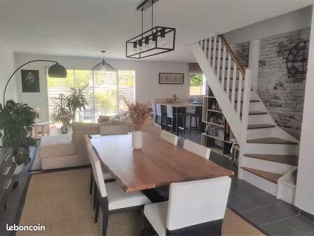 maison 5 pièces 120m²