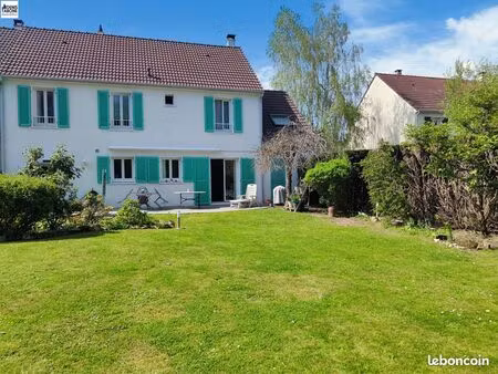 maison 7 pièces 150 m²