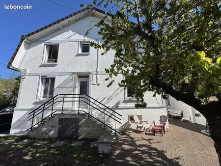 maison 5 pièces 93 m²