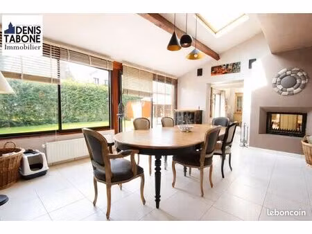 maison 7 pièces 144 m²