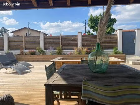 maison - proche cadaujac - villenave d’ornon - vieux bourg - piscine - performance énergét