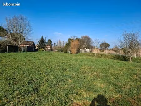 terrain 660 m² lugon et l ile du carnay