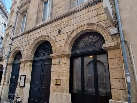 murs de commerce + 3 logements - bordeaux hypercentre