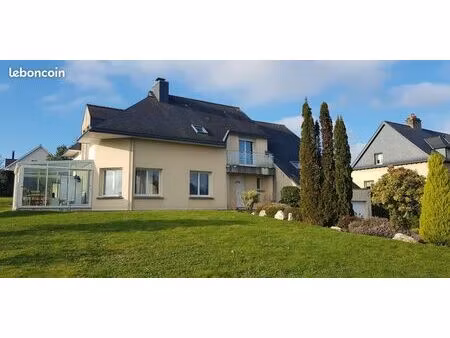 pavillon 12 pièces 205 m²