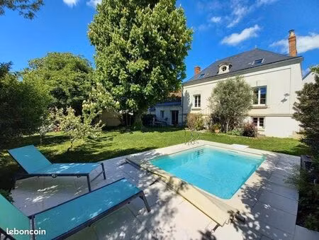 maison 7 pièces 151 m²