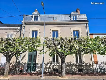 immeuble 213 m² pithiviers