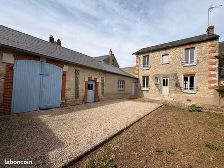 maison de ville 100 m² - terrain 875 m²
