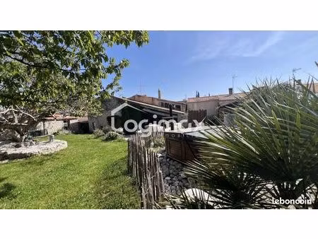maison 5 pièces 210 m²