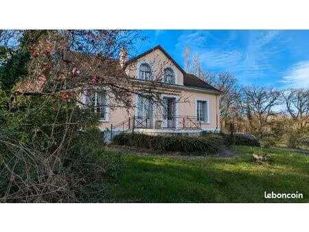 maison 6 pièces 141 m²