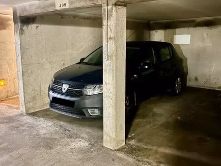 parking en s/sol (boxable - gare à 4min)