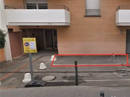 place de parking – canal du midi - halle aux grains (place dupuy)