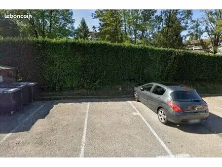 lot de 3 places de parking - aucamville résidence