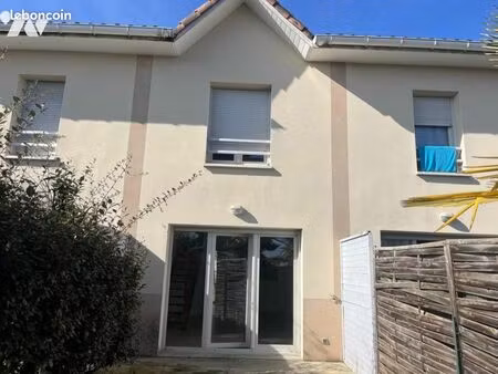 maison 3 pièces 60 m²