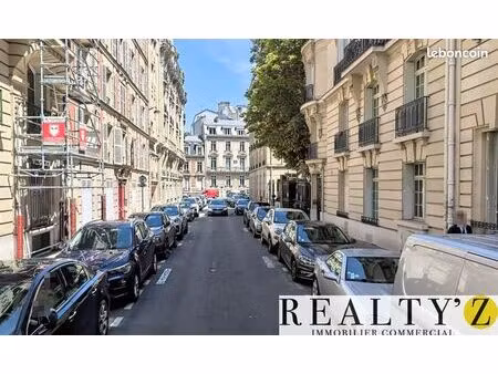 local commercial 140 m²