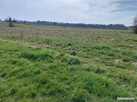 terrain 1 638 m² creon