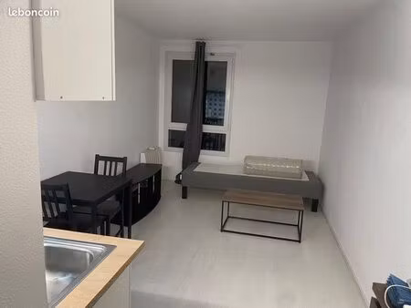 studio meublé 18m à cergy