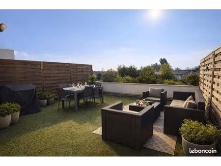 t4 duplex + terrasse 39m² + garage + cave