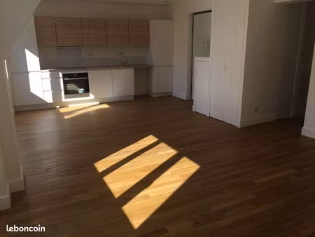 location f2 orléans centre