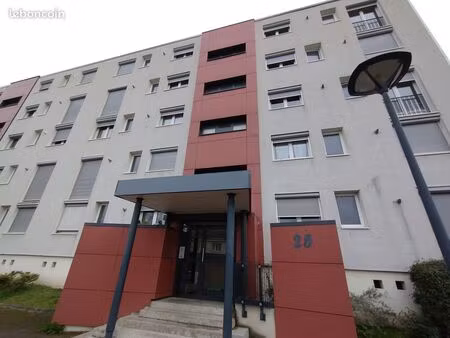 appartement t4 au 4ème étage sans ascenseur