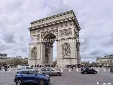 local commercial 151 m²