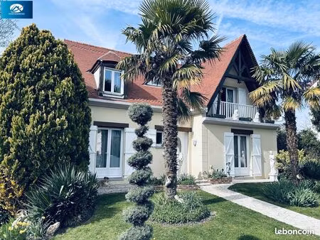 villa 7 pièces 135 m²