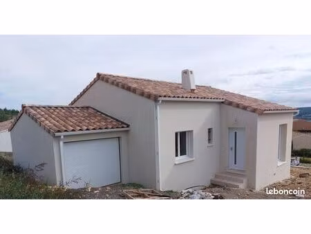 villa 4 pièces 85 m²