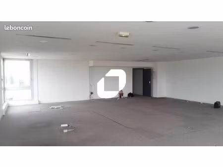 bureau 515 m²
