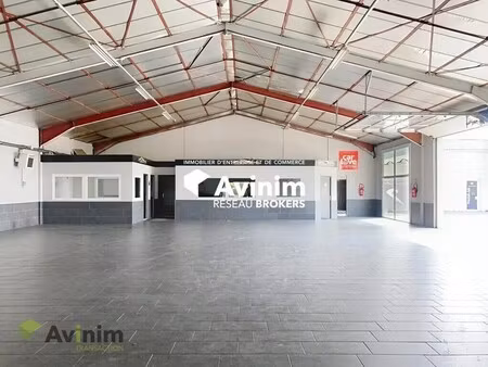 vente local d'activités 1 000 m²