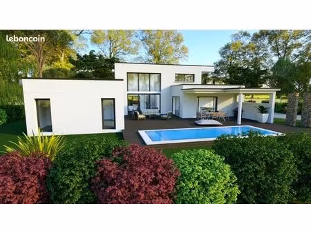 maison 7 pièces 160 m²