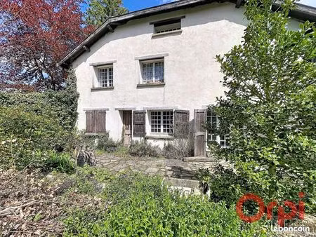 maison 3 pièces 185 m²