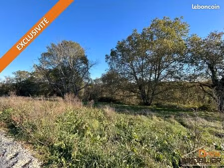 terrain 821 m² masclat