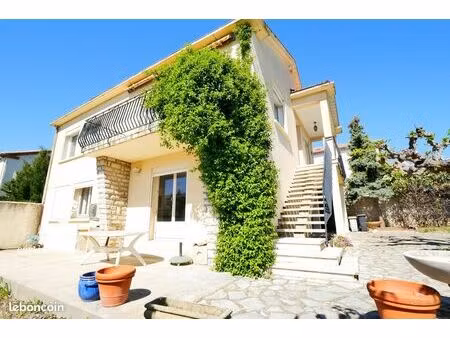 maison 7 pièces 151 m²