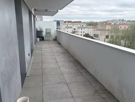 porte d'italie - 3 pièces - terrasse