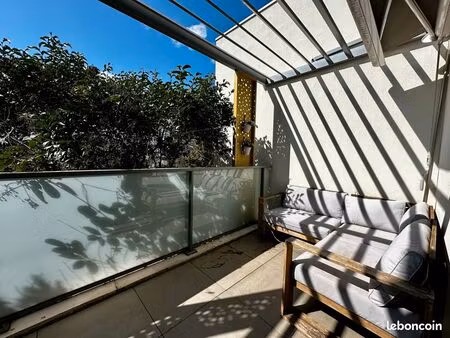 appartement t4 avec terrasse - aiguelongue - résidence de standing