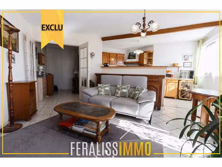 appartement f3 lumineux avec balcons et parking !