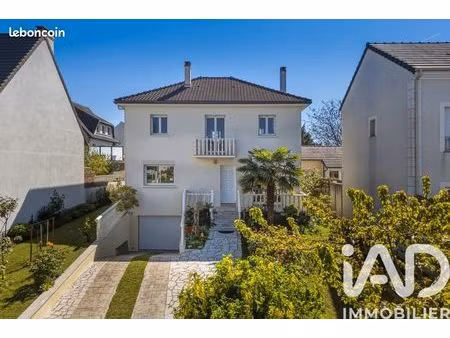 maison familiale 5 pièces 137 m²