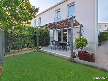 duplex 66m² avec jardin + terrasse – calme  récent  garage + parking – dpe a