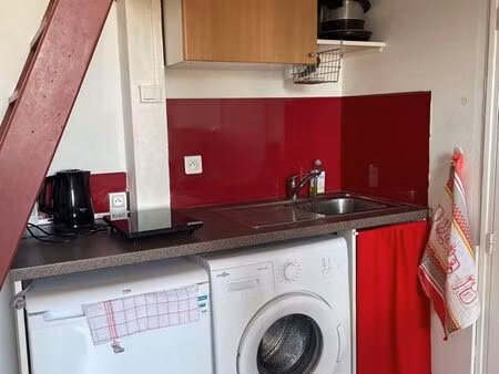 studio meublé 20 m2-ecully centre- idéal étudiant(e)sérieux(se)