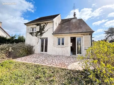 maison à fort potentiel - 100 m² + sous sol total