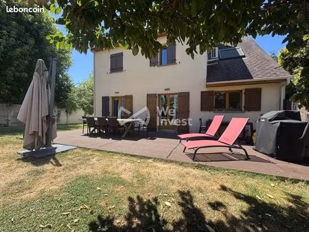 maison 6 pièces 157 m²