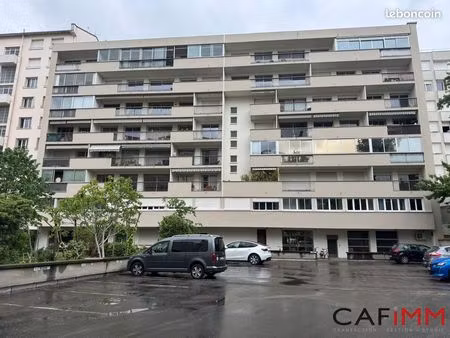 appartement 4 pièces 96 m²