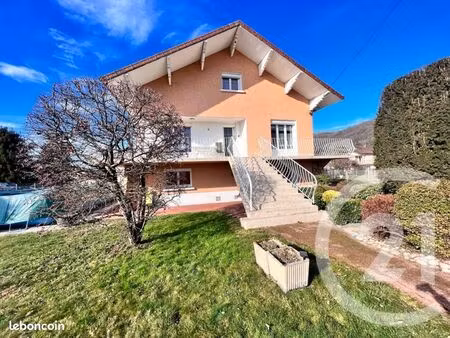 maison 6 pièces 146 m²