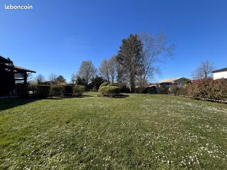 terrain 496 m² leognan