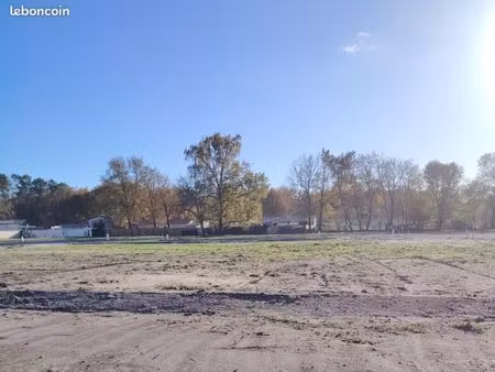 terrain 650 m² le teich